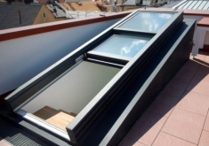 Giếng trời  tự động dạng trượt