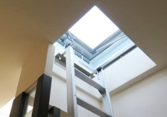 Vì sao cần sử dụng tấm thăm trần tự động thông minh?